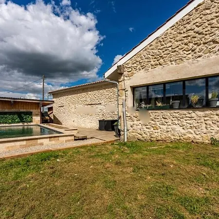 Tatil Evi Maison Cloturee, Piscine Privee Saint-Pierre-de-Bat