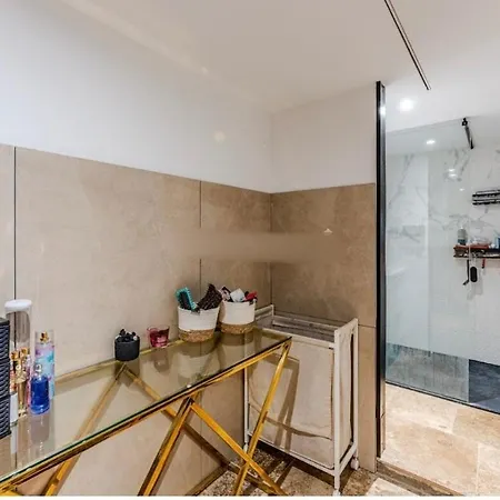 Maison Cloturee, Piscine Privee Tatil Evi *