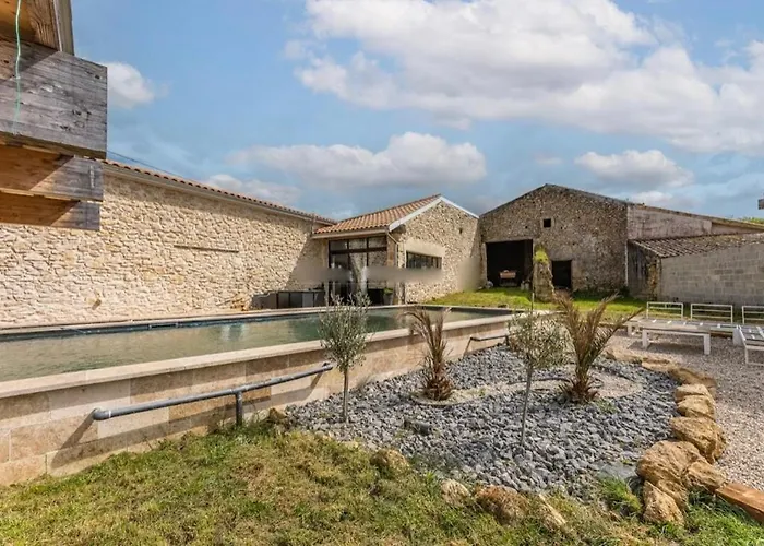 Maison Cloturee, Piscine Privee Дом отдыха